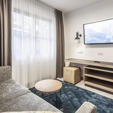 Apartment In Near Giggijochbahn