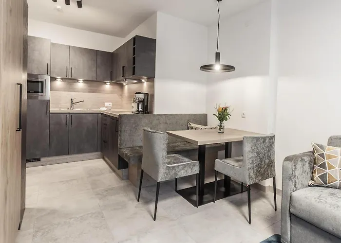 公寓 In Near Giggijochbahn *