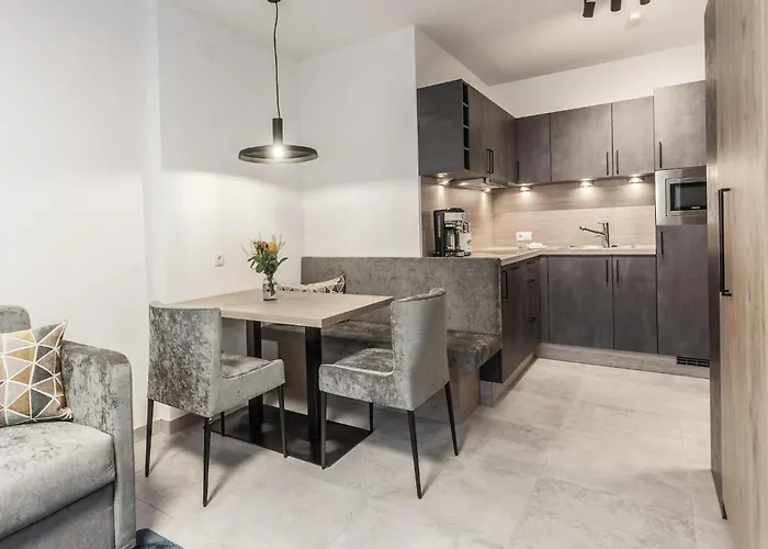 In Near Giggijochbahn 公寓 *